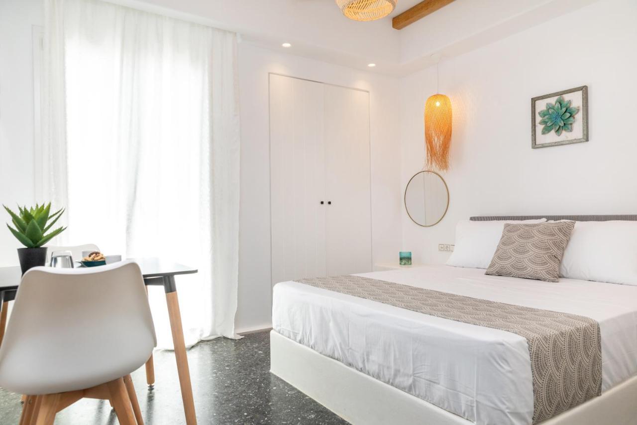 Naxos Downtown Apartments & Suites Naxos City Exterior foto