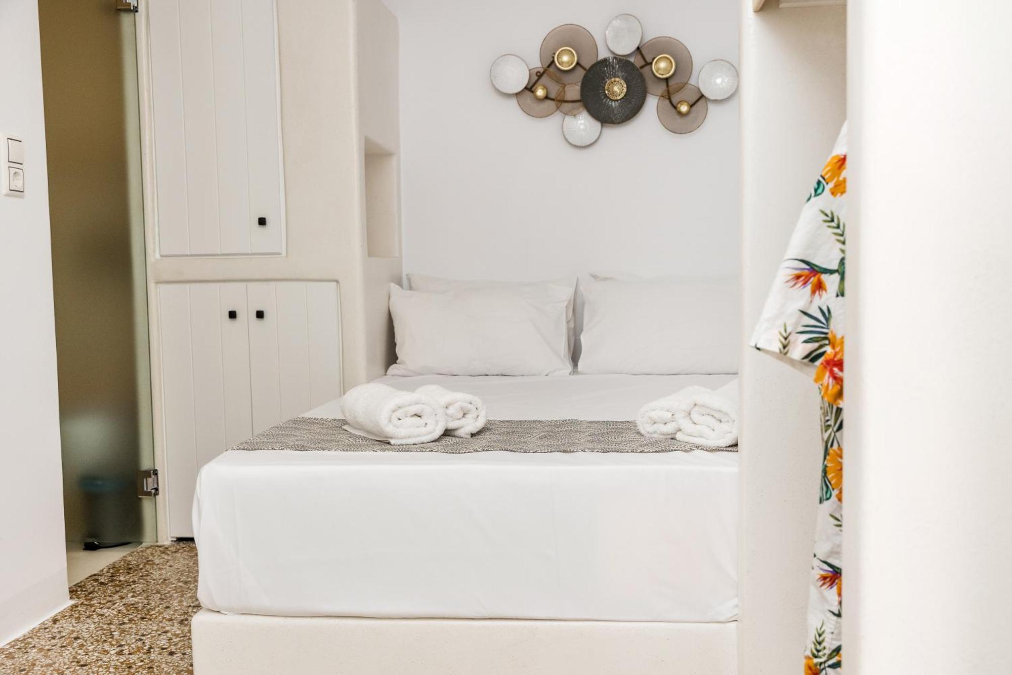 Naxos Downtown Apartments & Suites Naxos City Habitación foto